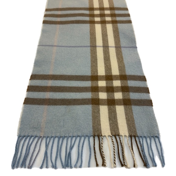 Burberry 100% Cashmere Scarf 🏴– Made in Scotland – Light Blue Check - Picture 6 of 17